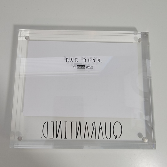 Rae Dunn Magnetic Plexiglass 6"x4" Picture Frame - Picture 4 of 4